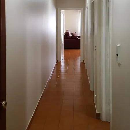 Dos Barcos Apartamento *